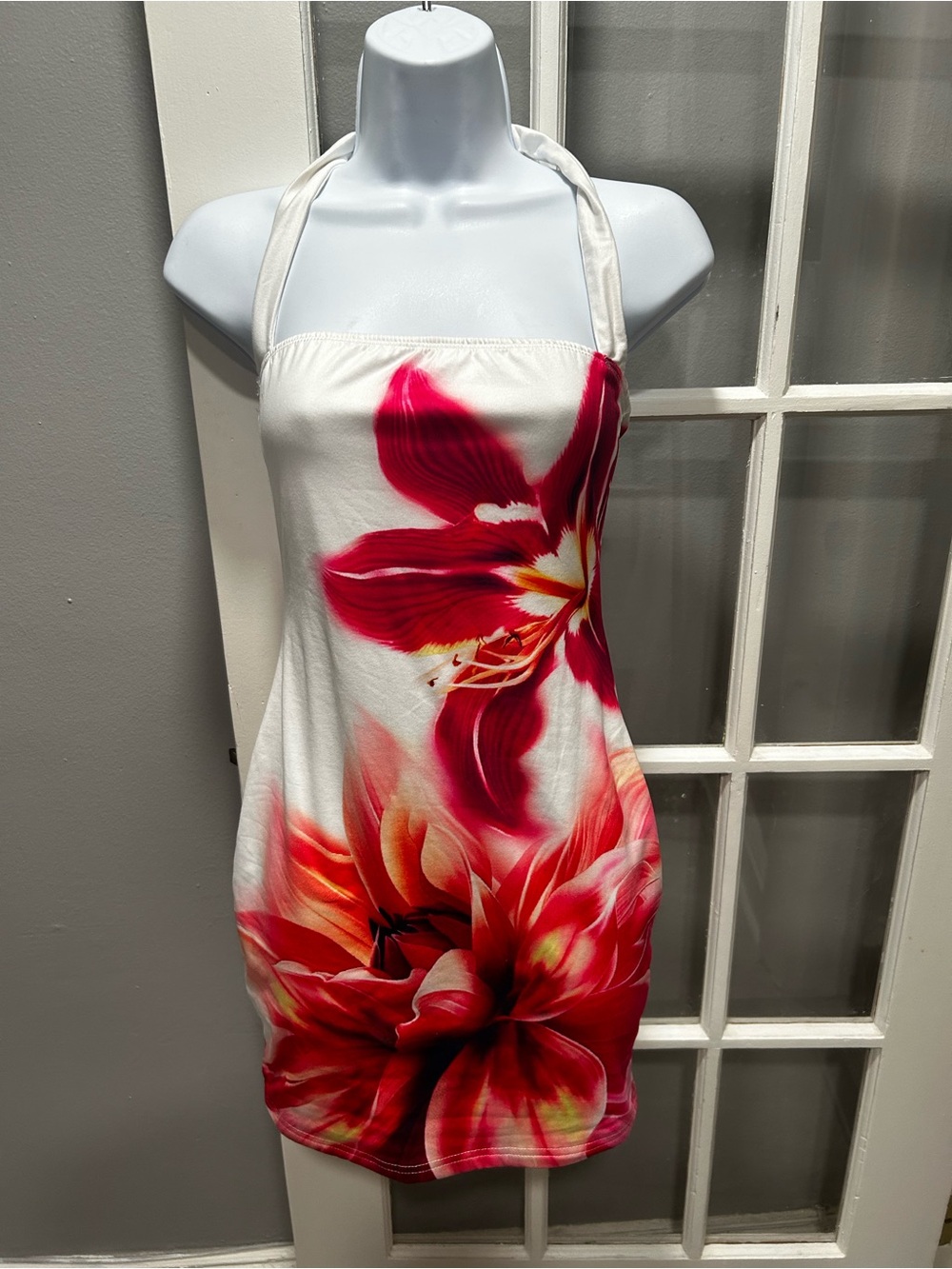 SHEIN White Strapless Halter Dress with Red & Pink Floral Print
